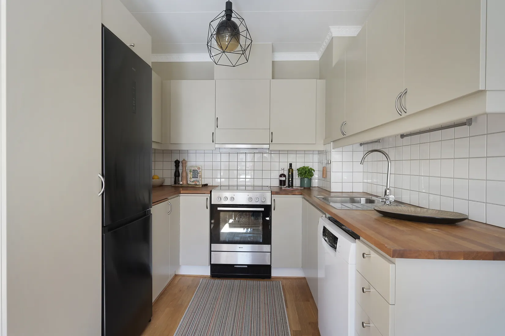 Bostadsrätt, Emundskroken 13, Sundby, Stockholm