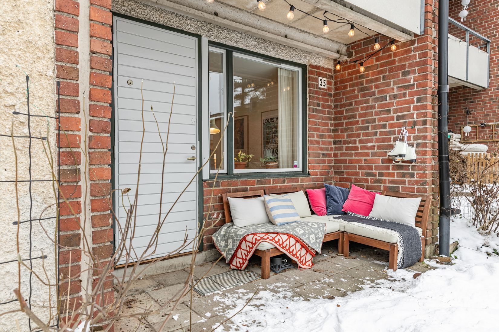 Bostadsrätt, Radhus, Riksrådsvägen 35, Bagarmossen, Stockholm