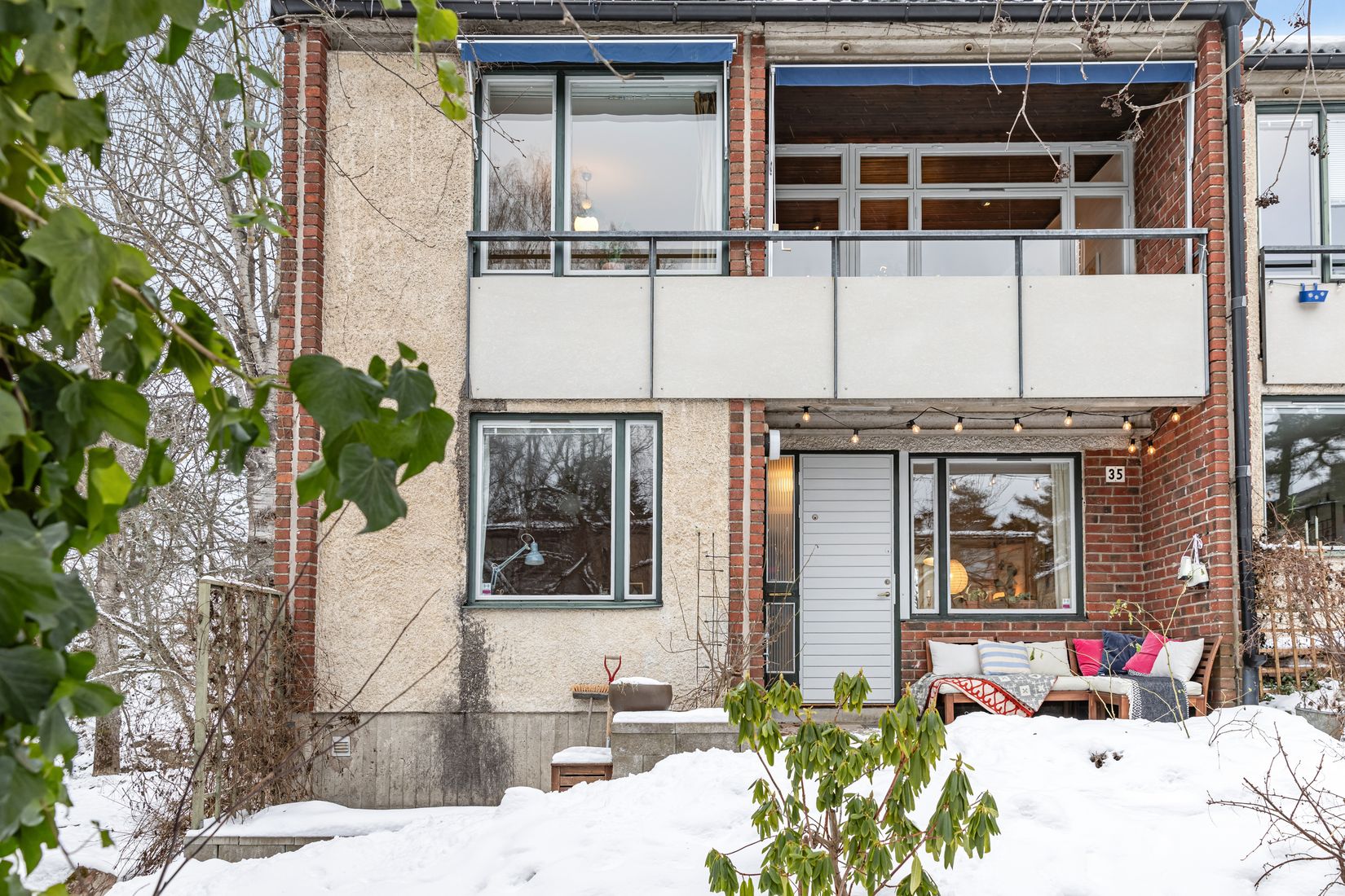 Bostadsrätt, Radhus, Riksrådsvägen 35, Bagarmossen, Stockholm