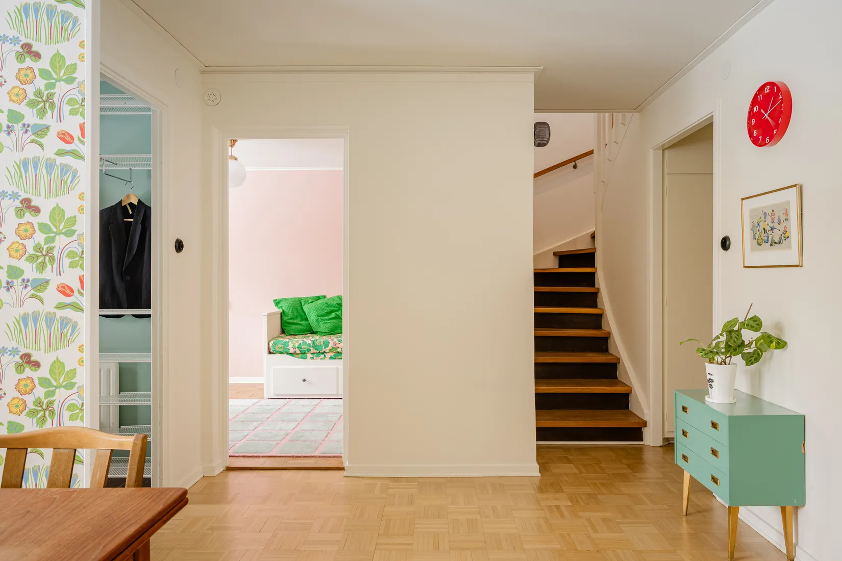 Bostadsrätt, Radhus, Riksrådsvägen 35, Bagarmossen, Stockholm