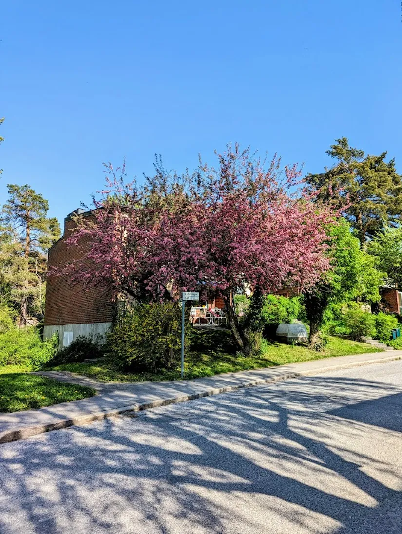 Bostadsrätt, Radhus, Riksrådsvägen 35, Bagarmossen, Stockholm