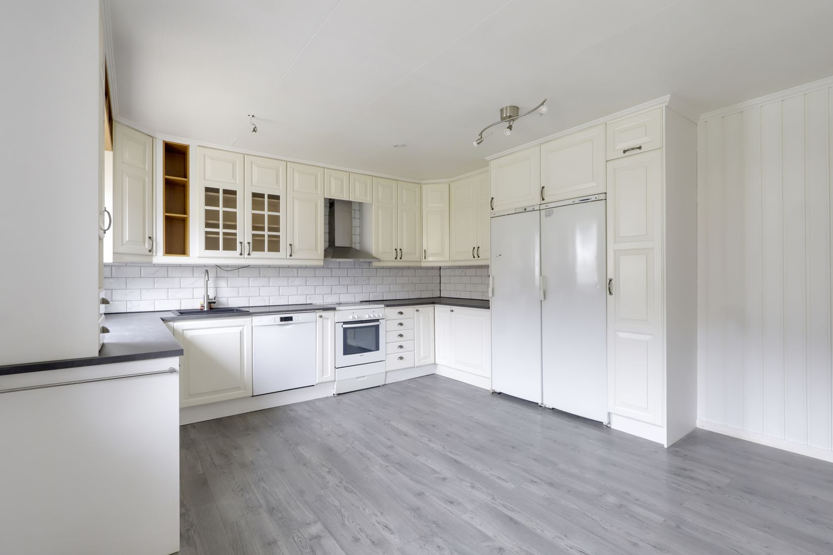 Villa, Frälsegårdsvägen 4, Lilla Edet