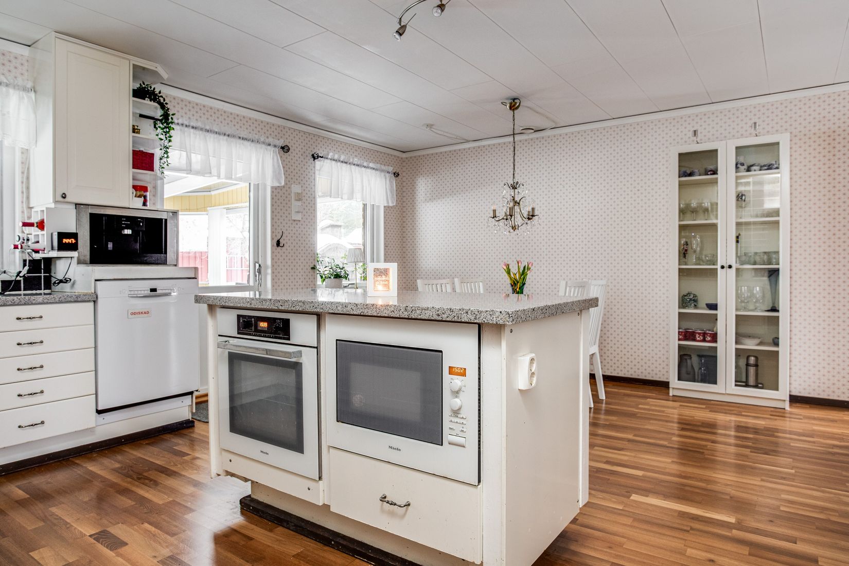 Villa, Symfonivägen 5, Stadsskogen 1, Lindesberg