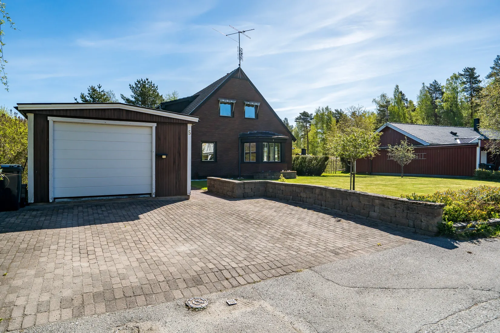 Villa, Symfonivägen 5, Stadsskogen 1, Lindesberg