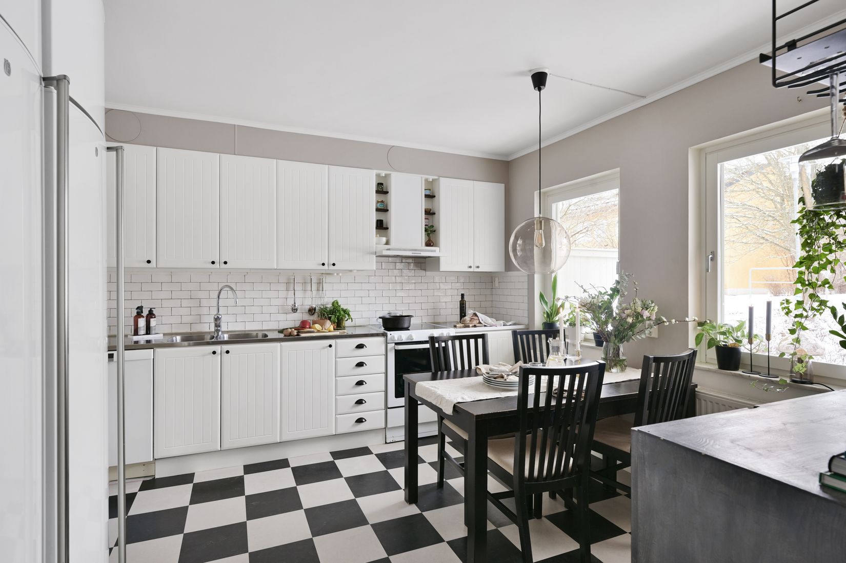 Radhus, Starbovägen 10, Nälsta, Stockholm