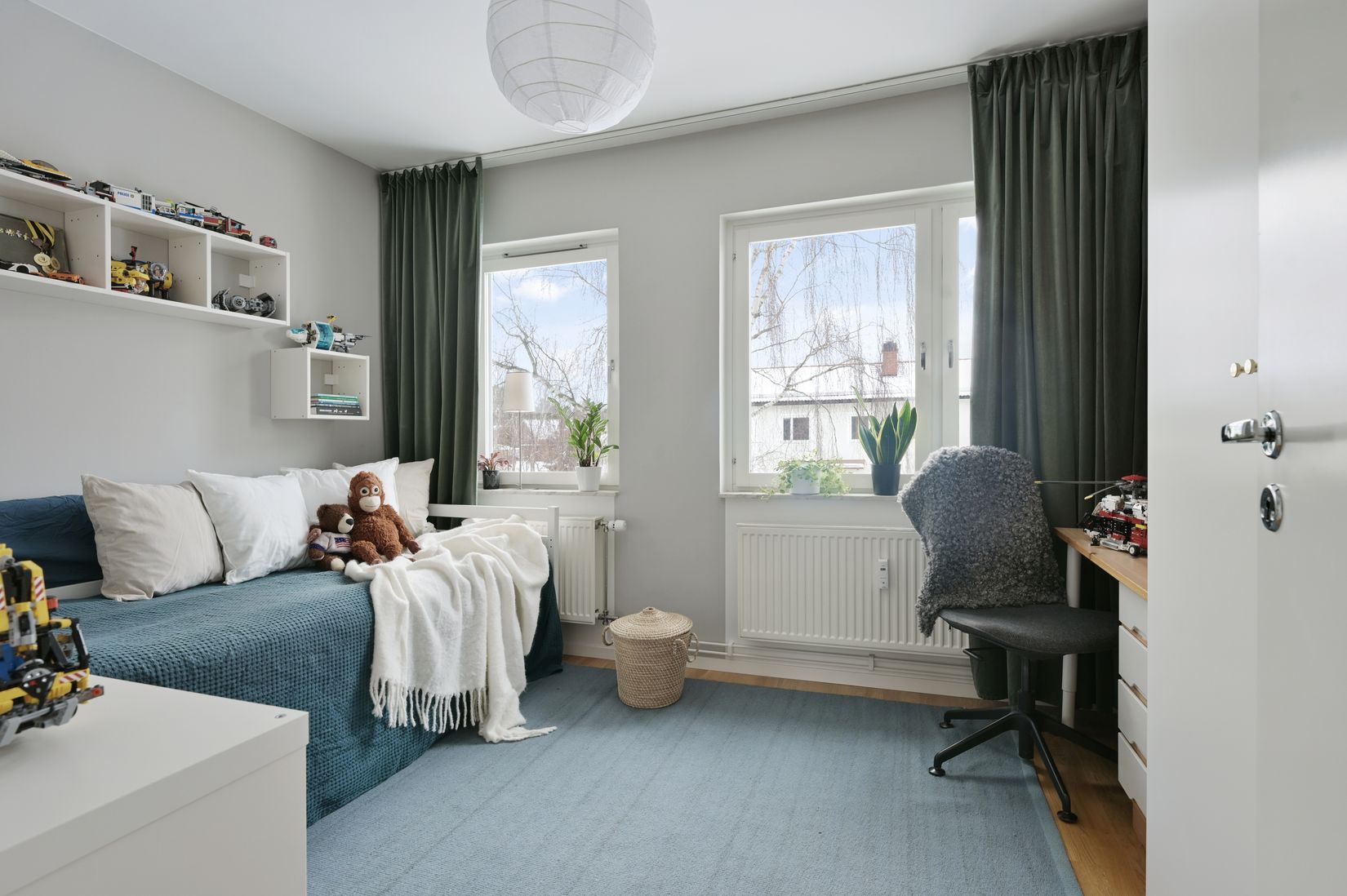 Radhus, Starbovägen 10, Nälsta, Stockholm