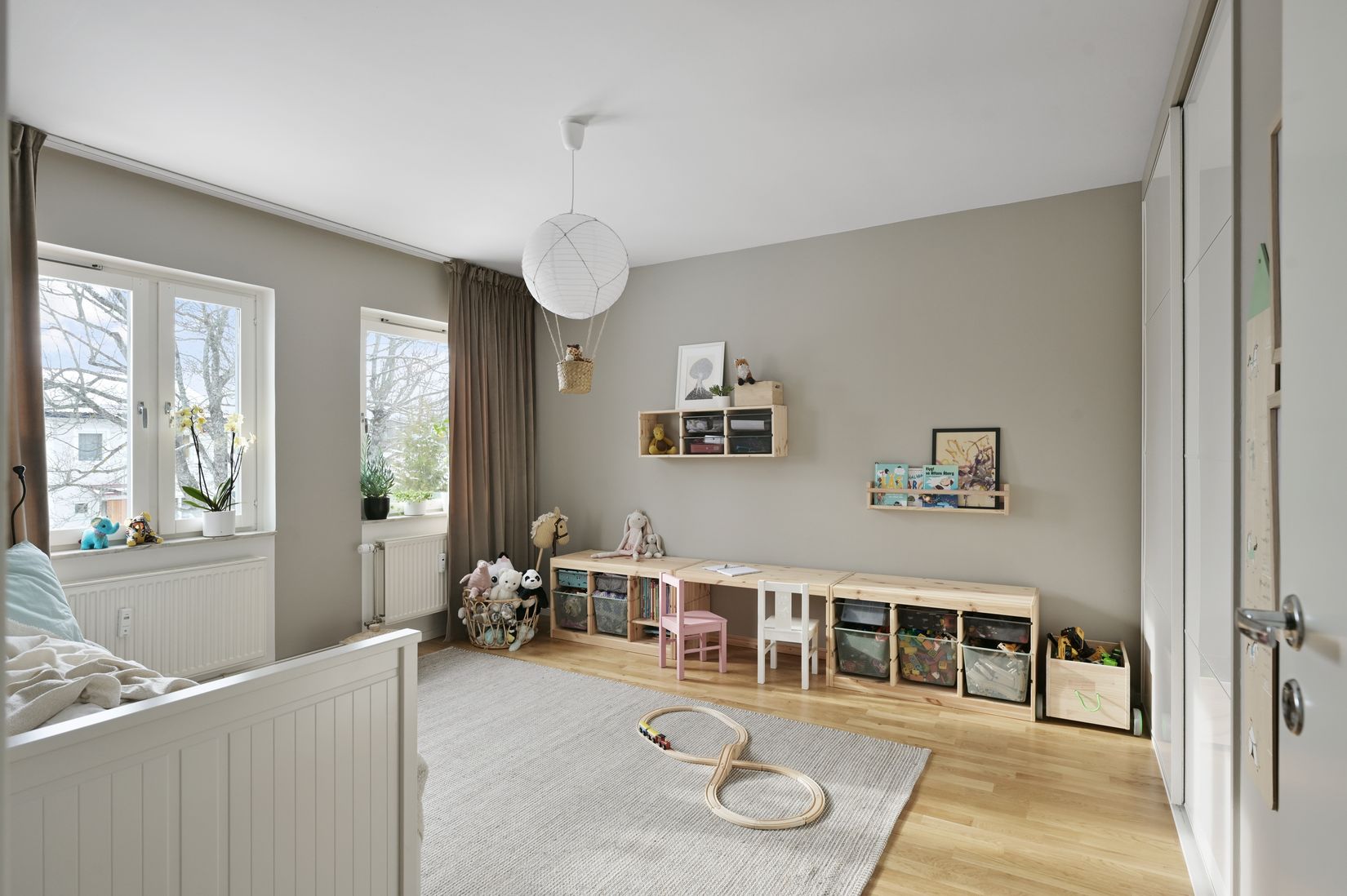 Radhus, Starbovägen 10, Nälsta, Stockholm