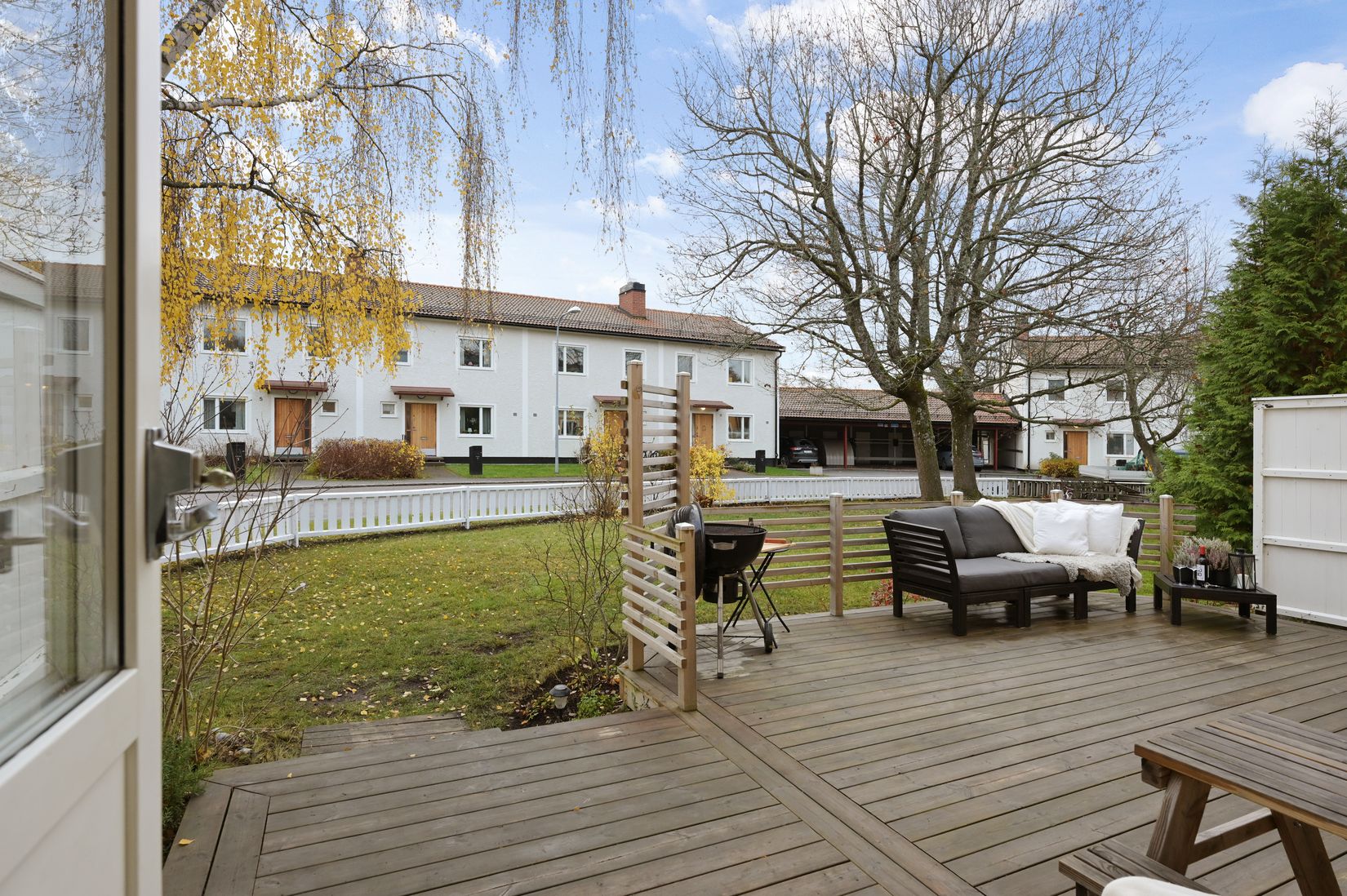 Radhus, Starbovägen 10, Nälsta, Stockholm