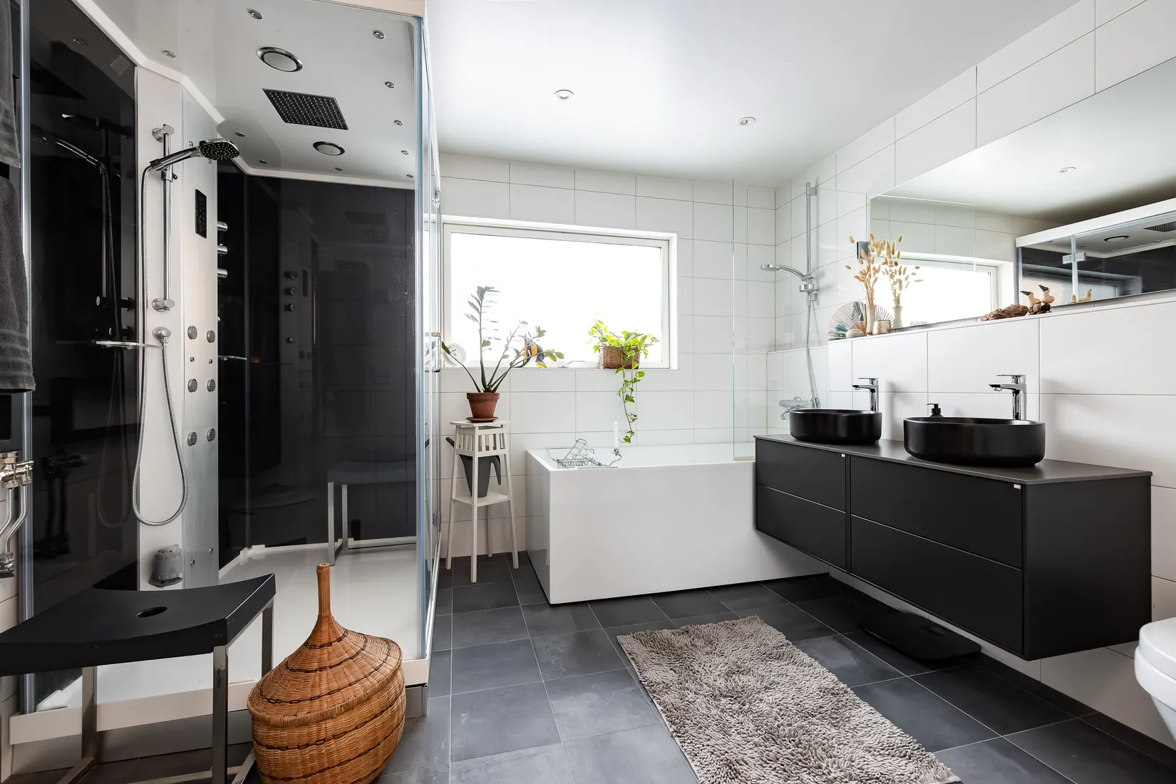 Villa, Östanbergsvägen 27, Lillån, Örebro