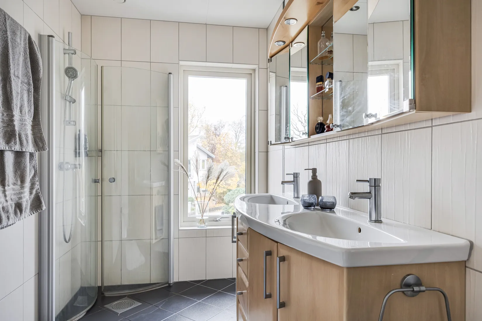 Villa, Svensagatan 11, Lomma