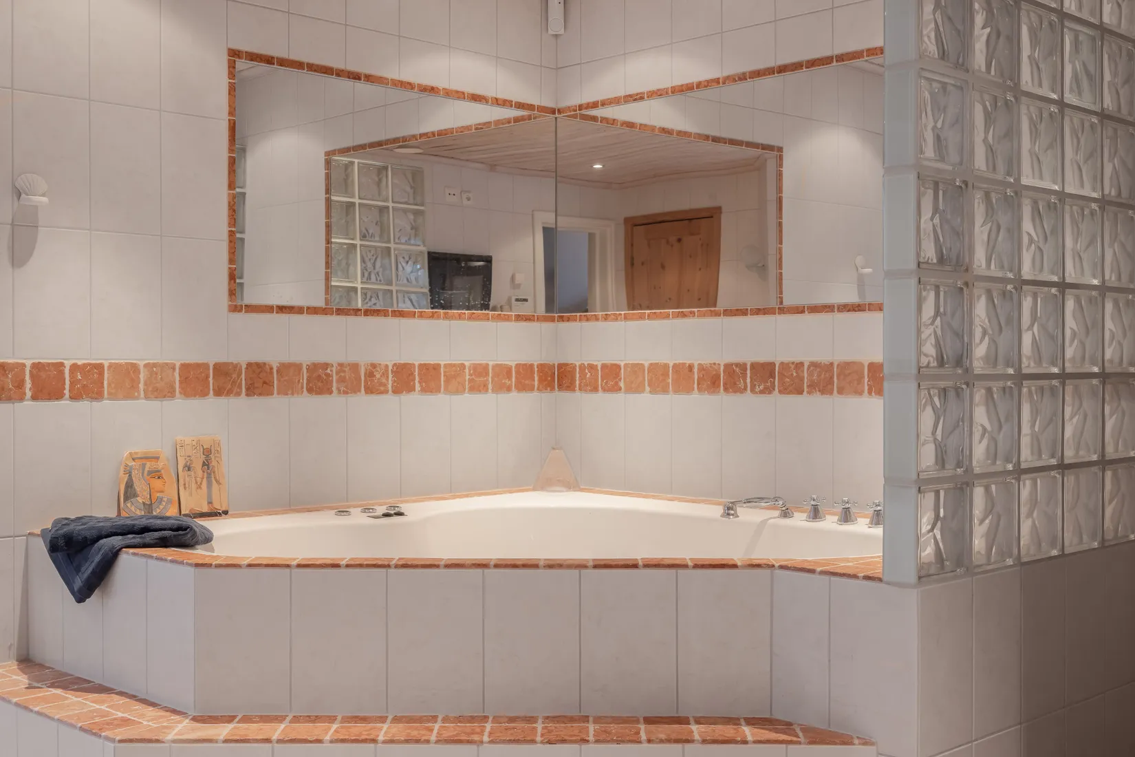 Villa, Jägarstigen 19, Falkberget, Sollentuna