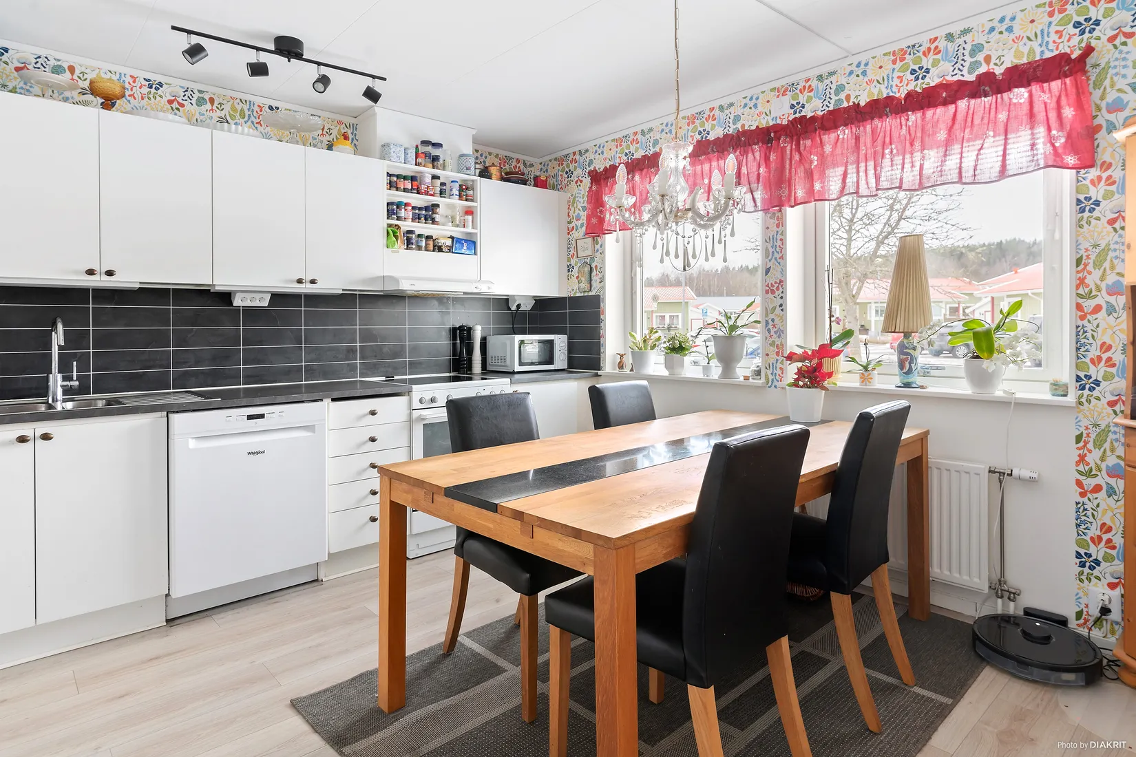 Bostadsrätt, Radhus, Krokanvägen 17, Lena/Östadkulle, Vårgårda