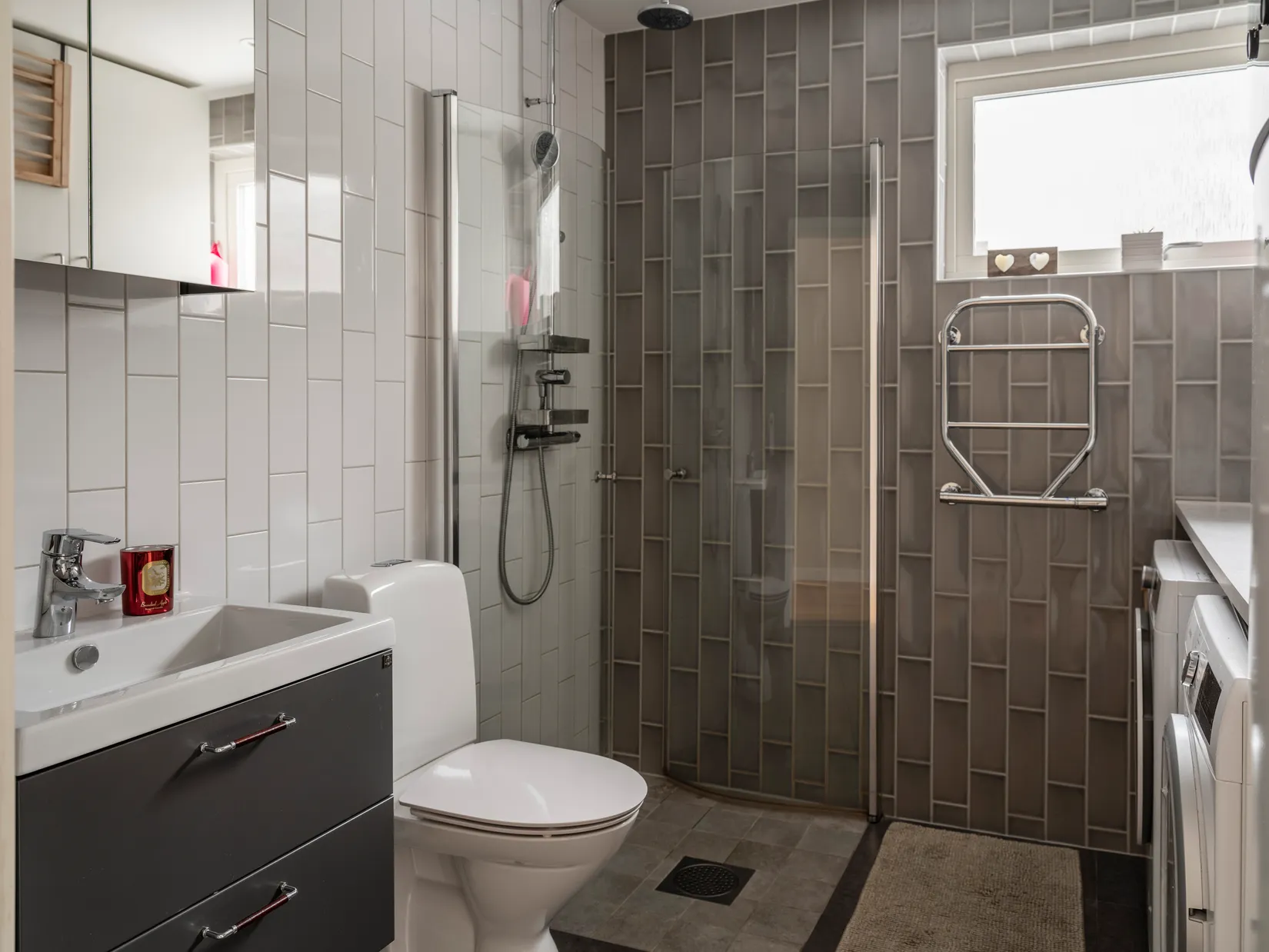 Bostadsrätt, Radhus, Hemmings väg 18, Väsjön, Sollentuna