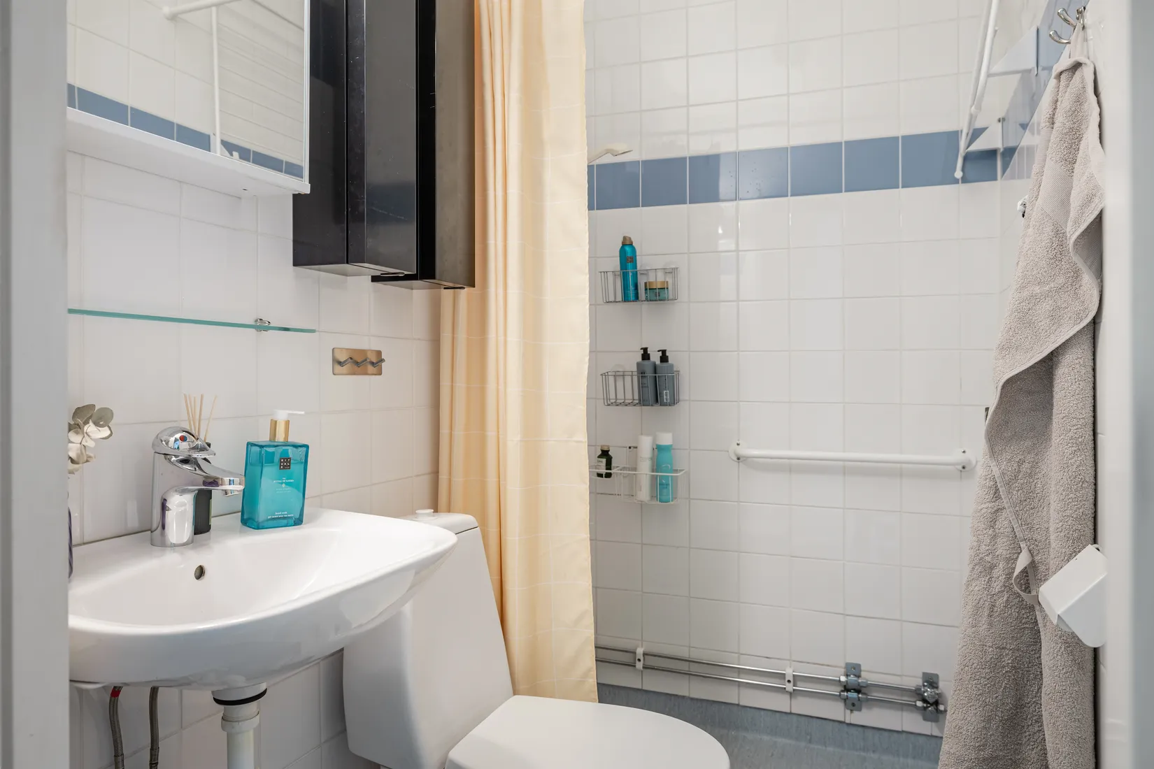 Bostadsrätt, Rusthållarvägen 123, Bagarmossen, Stockholm