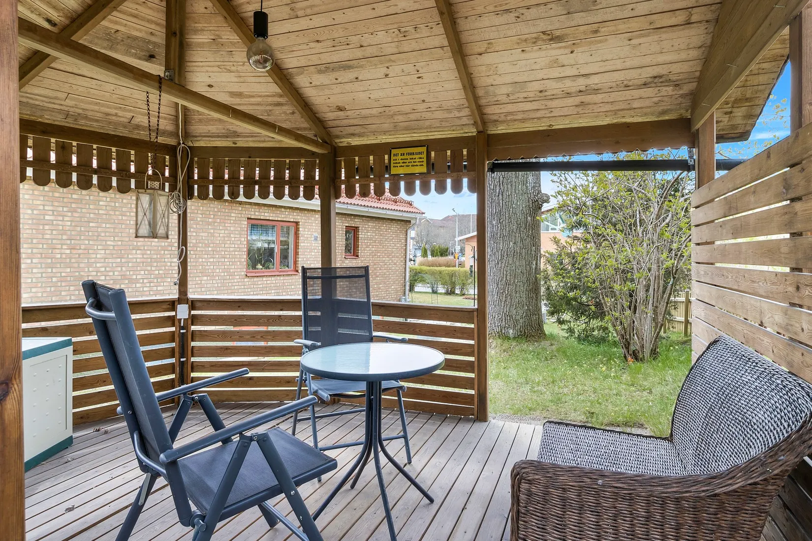 Villa, Silfverstolpes gata 2, Nordanby, Västerås