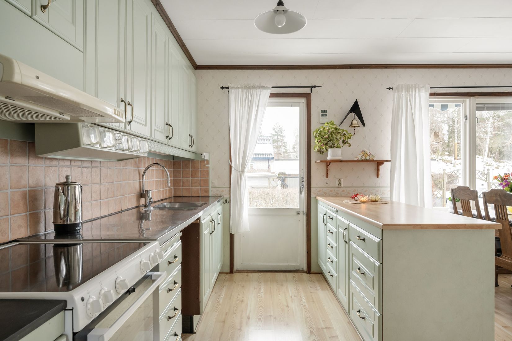 Villa, Skutåvägen 6, Bälinge, Uppsala