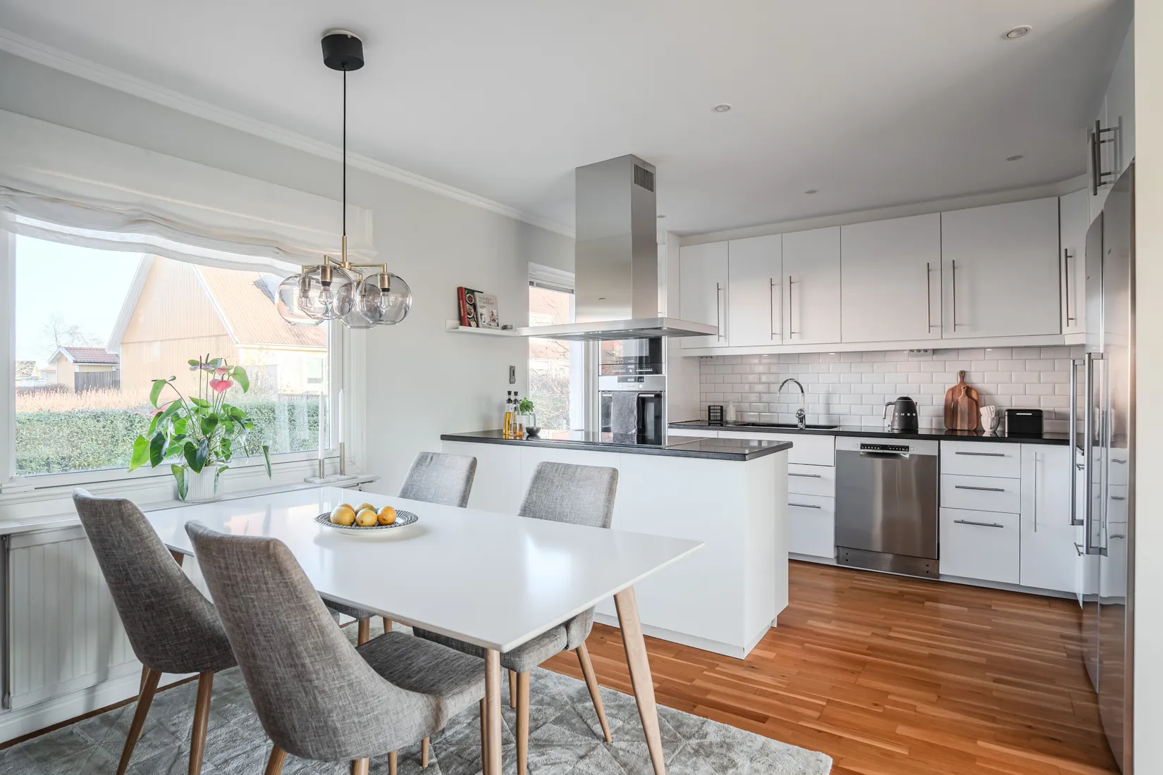 Villa, Jordgubbsgatan 21, Årsta, Uppsala