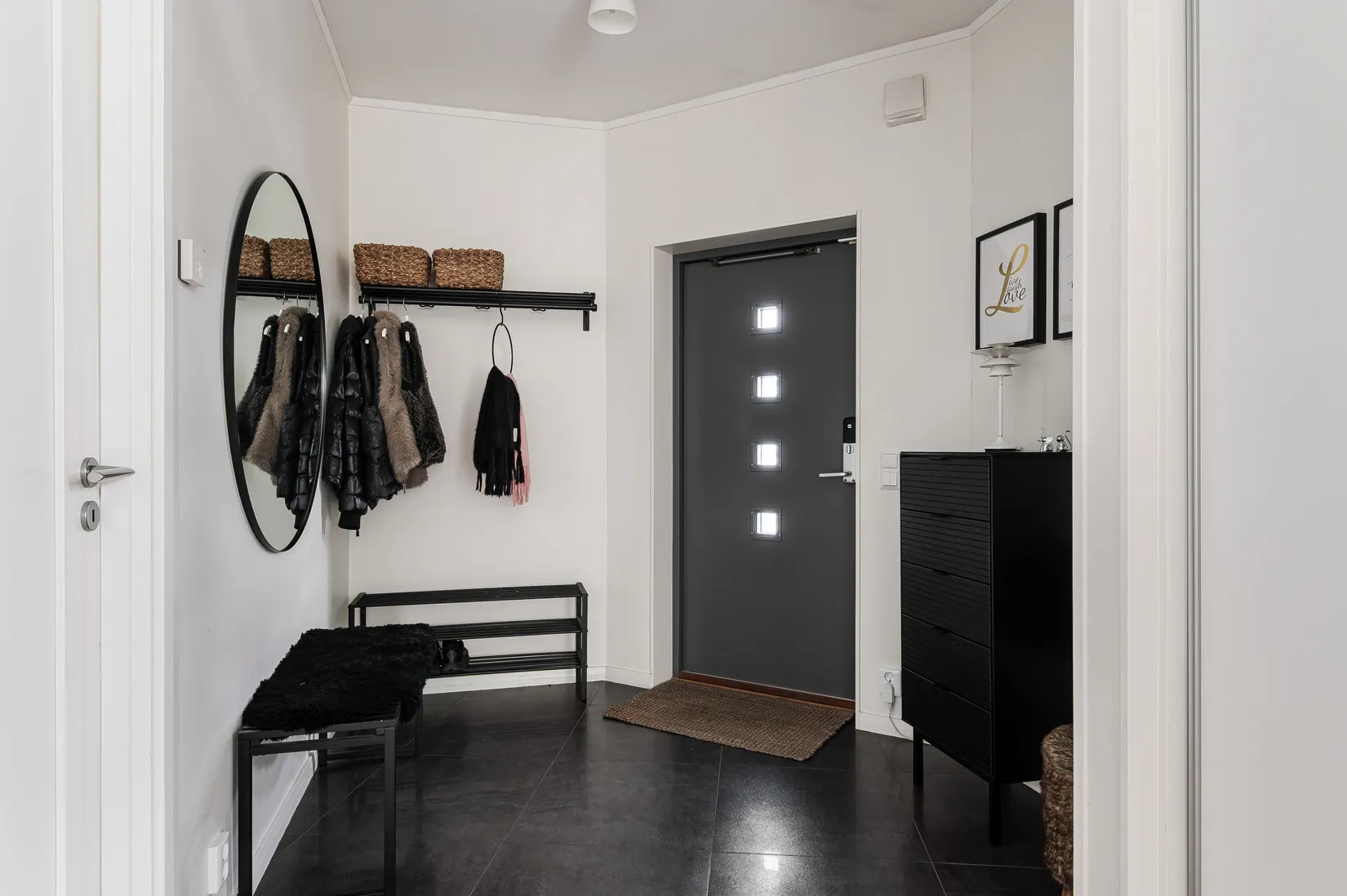 Villa, Karin Månsdotters gata 1, Drottningmarken, Vadstena