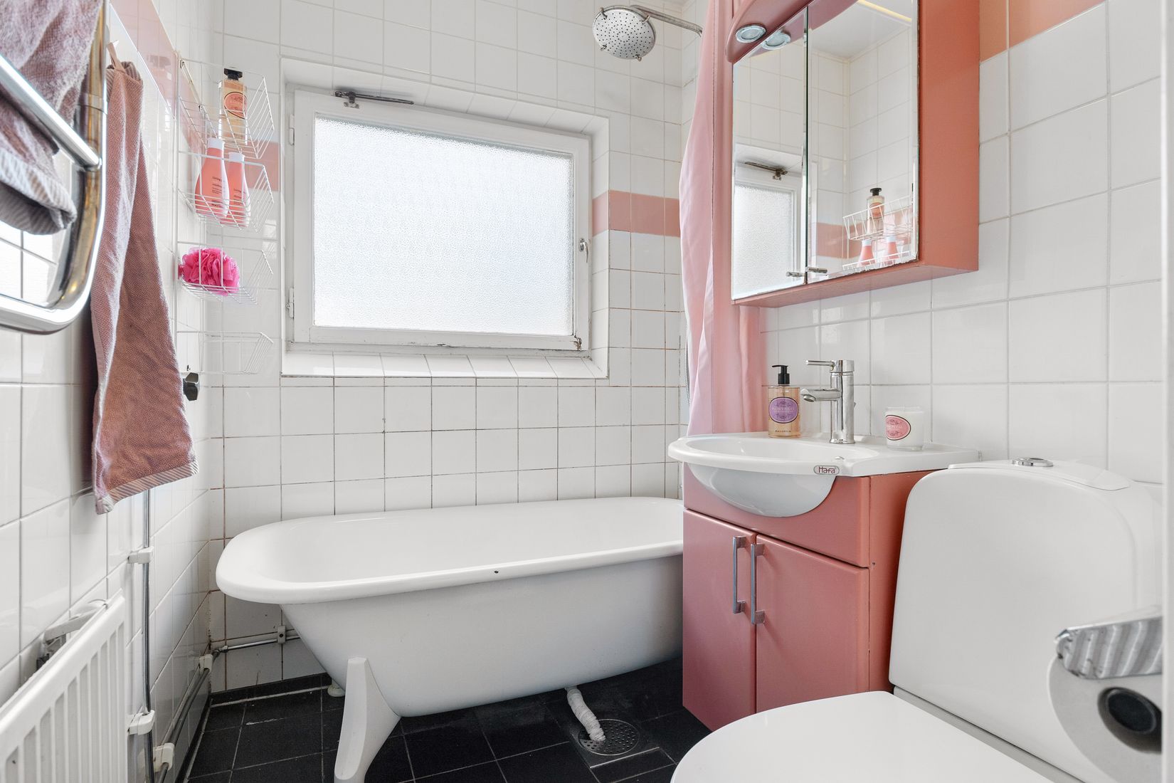 Bostadsrätt, Rusthållarvägen 141, Bagarmossen, Stockholm