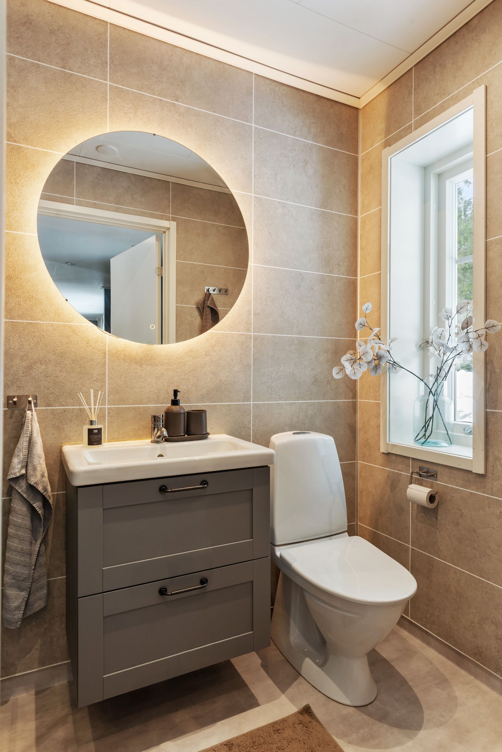 Villa, Getingarnevägen 15, Röcksta, Norrtälje