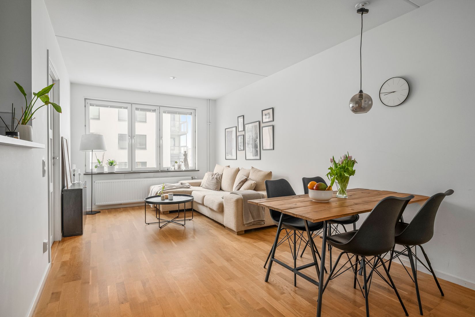 Bostadsrätt, Råcksta gårdsväg 28, Råcksta, Stockholm