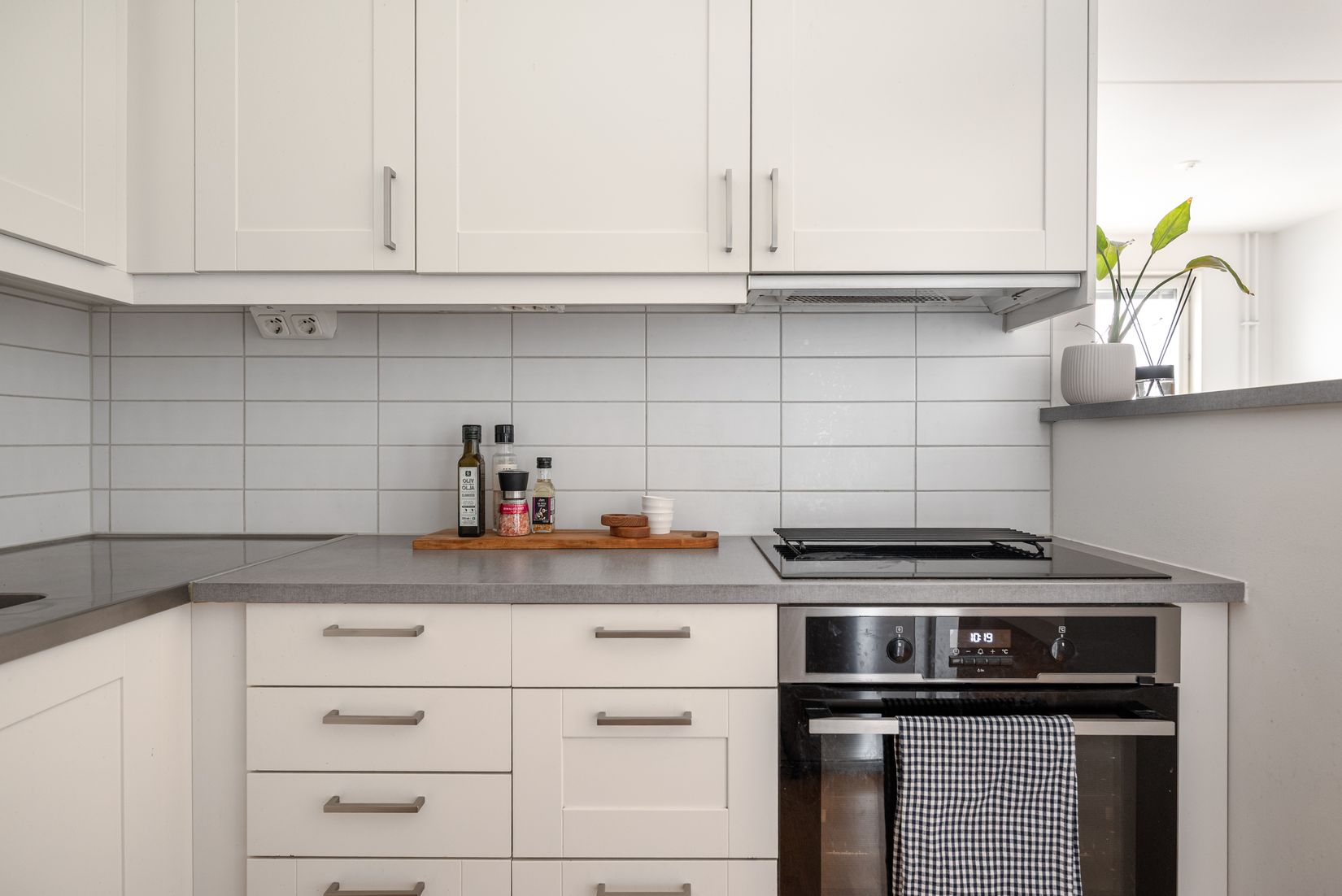 Bostadsrätt, Råcksta gårdsväg 28, Råcksta, Stockholm