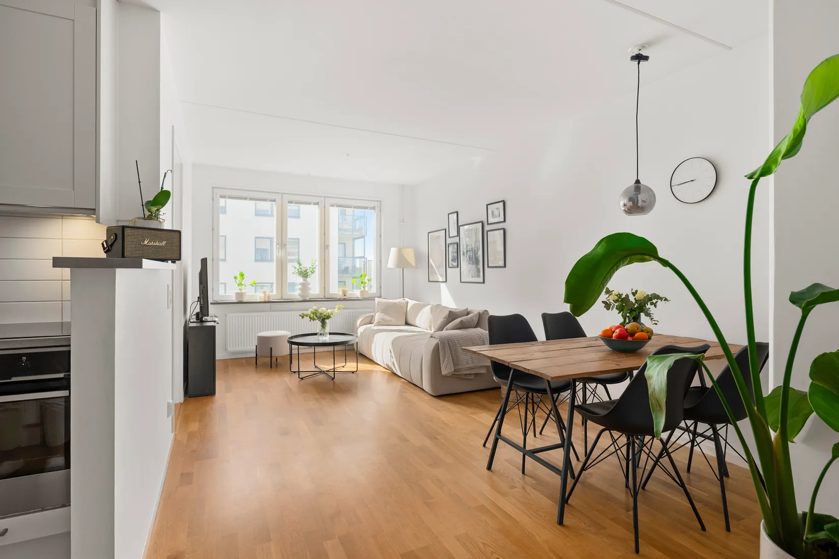 Bostadsrätt, Råcksta gårdsväg 28, Råcksta, Stockholm