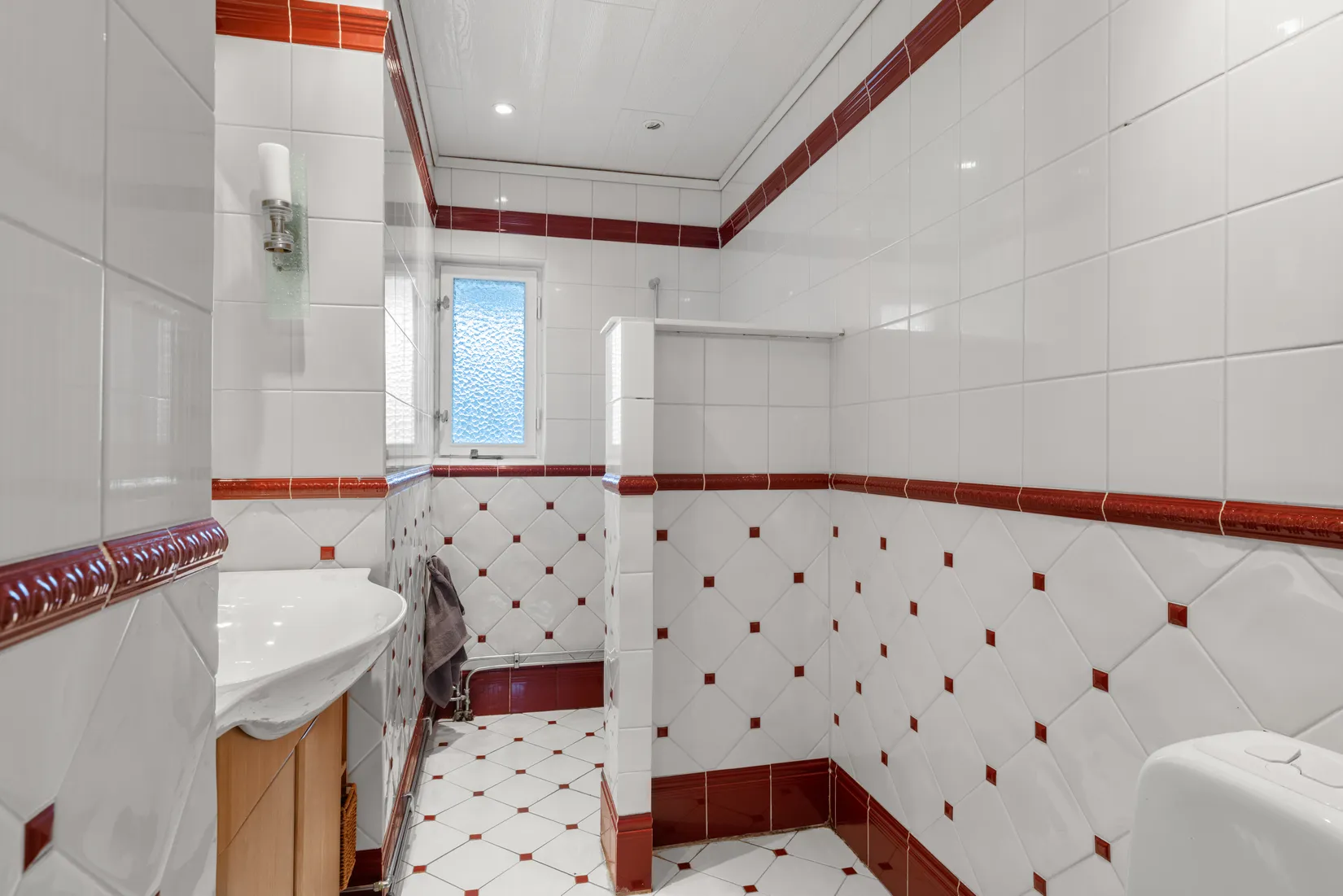 Villa, Slåttervägen 50, Tyresö Centrum, Tyresö