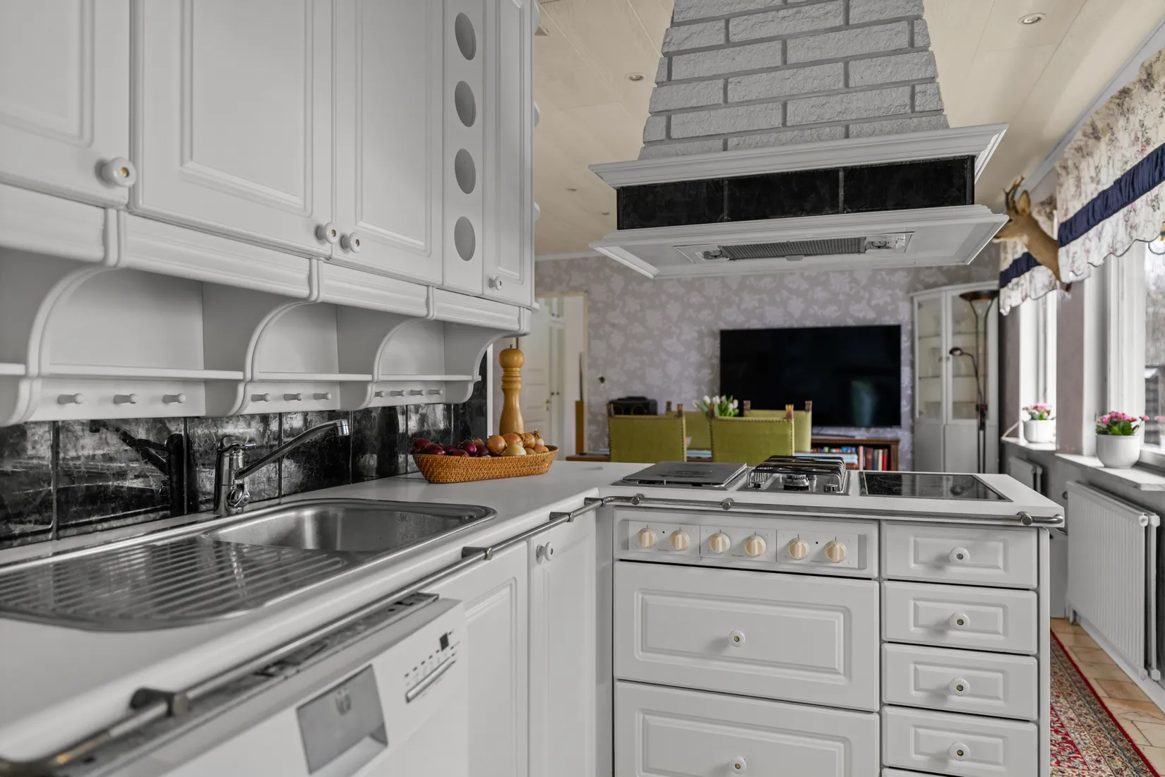 Villa, Slåttervägen 50, Tyresö Centrum, Tyresö