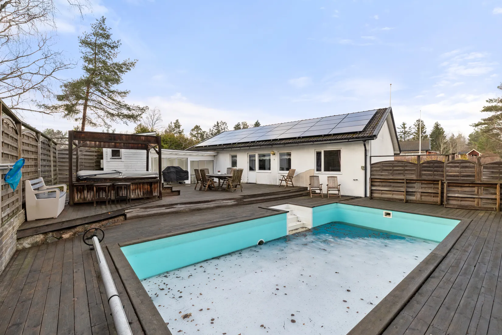 Villa, Slåttervägen 50, Tyresö Centrum, Tyresö