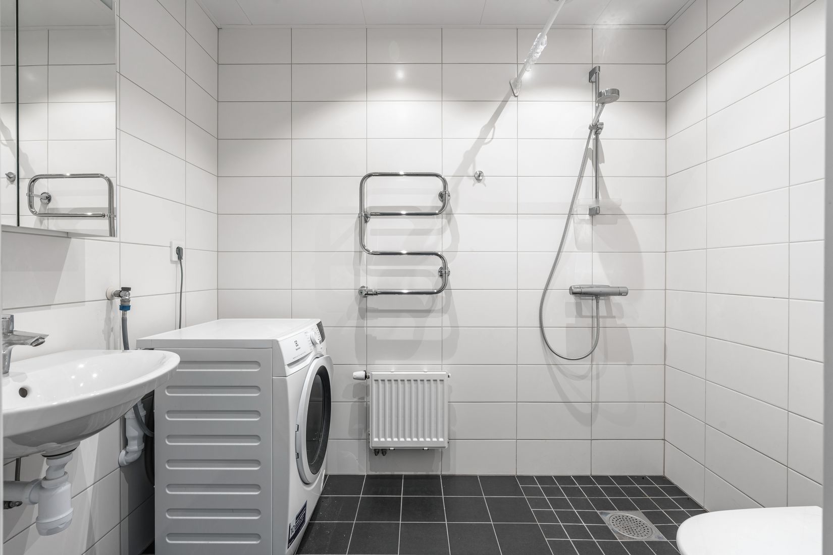 Bostadsrätt, Hägerneholmsvägen 7B, VÅN 4/5, Hägerneholm, Täby