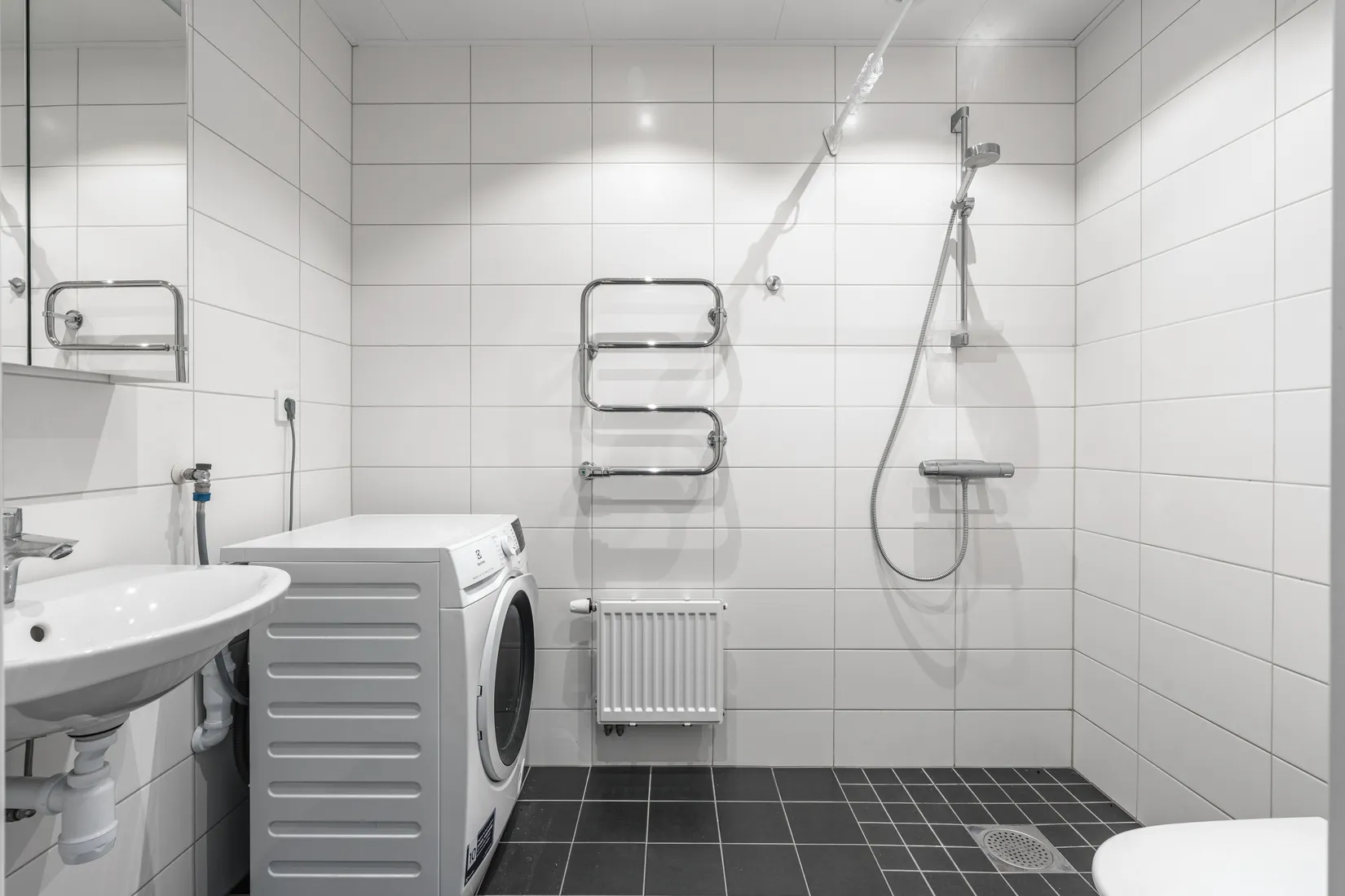 Bostadsrätt, Hägerneholmsvägen 7B, VÅN 4/5, Hägerneholm, Täby