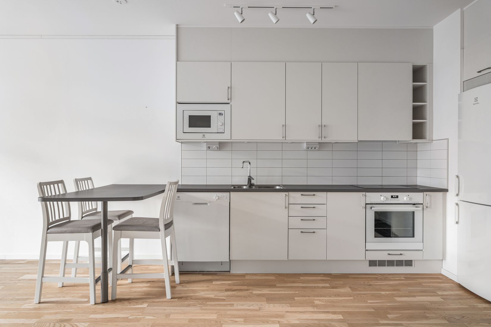 Bostadsrätt, Hägerneholmsvägen 7B, VÅN 4/5, Hägerneholm, Täby