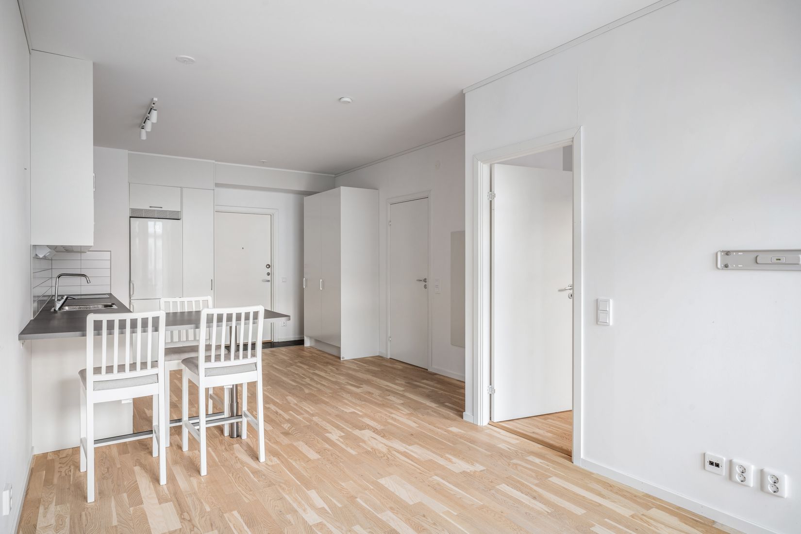 Bostadsrätt, Hägerneholmsvägen 7B, VÅN 4/5, Hägerneholm, Täby