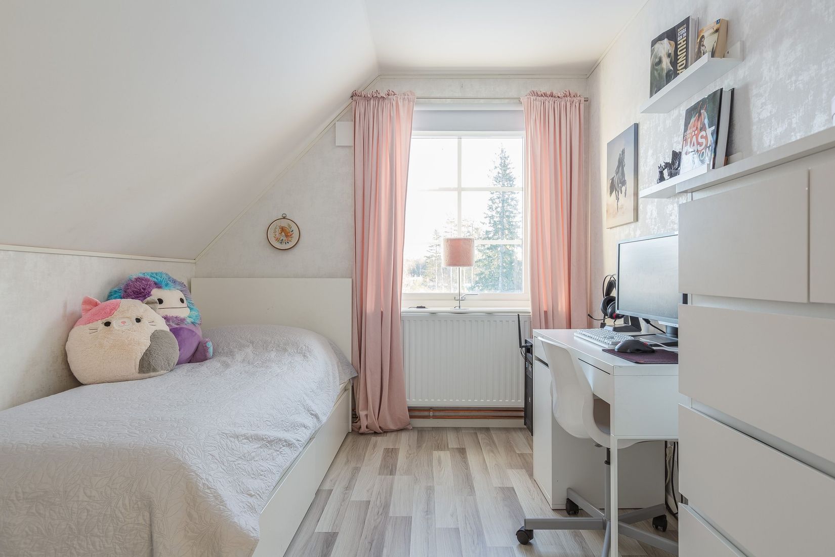 Villa, Persbacksvägen 3, Överhärde, Gävle