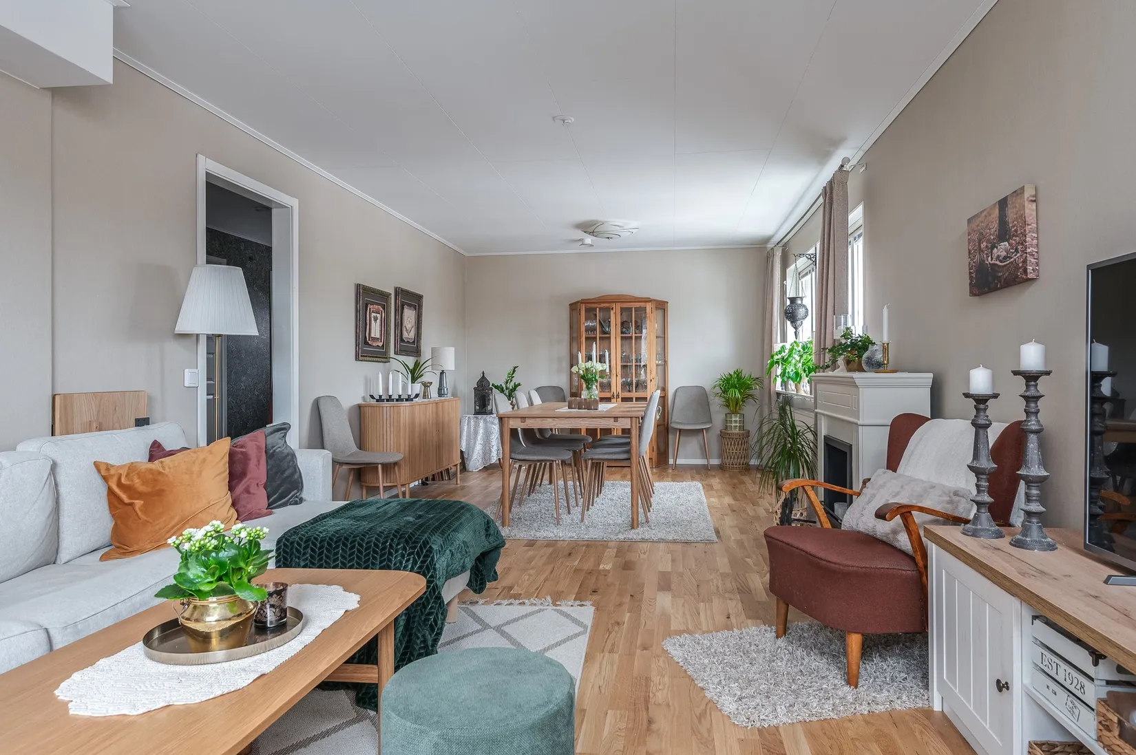 Radhus, Östra Högbyvägen 6f, Finspång