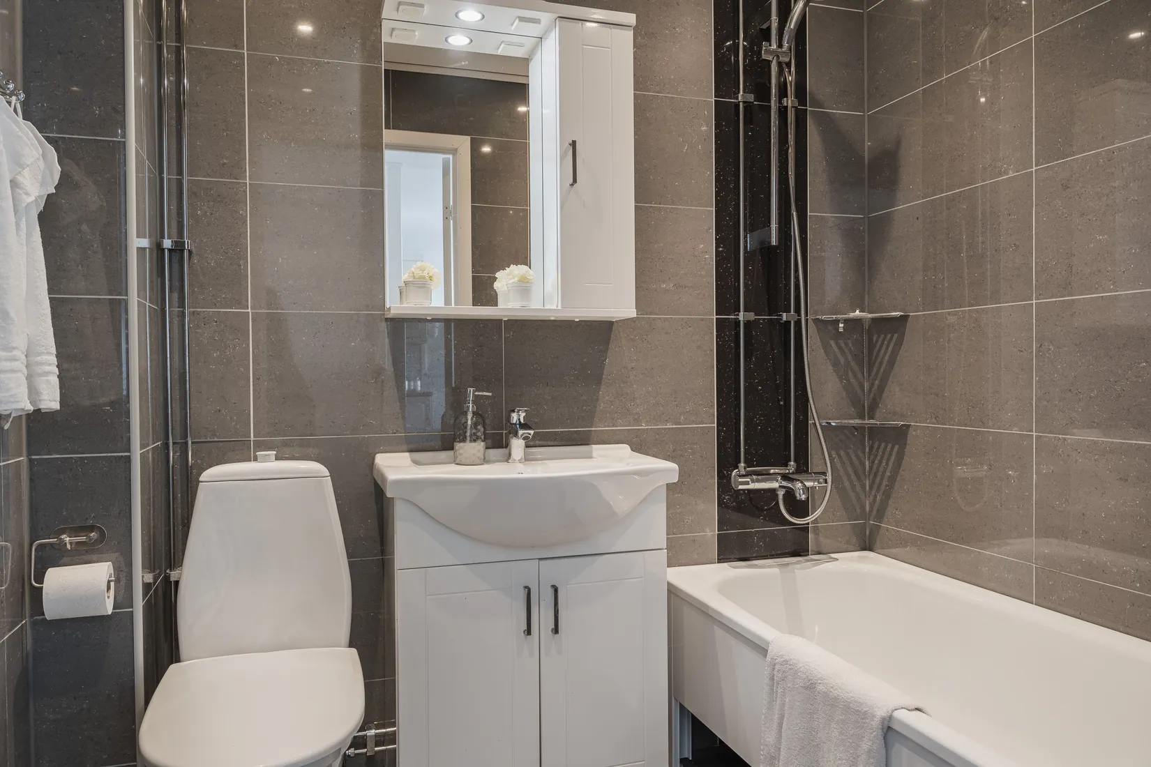 Villa, Radhus, Trumpetgatan 48, Kronoparken, Karlstad