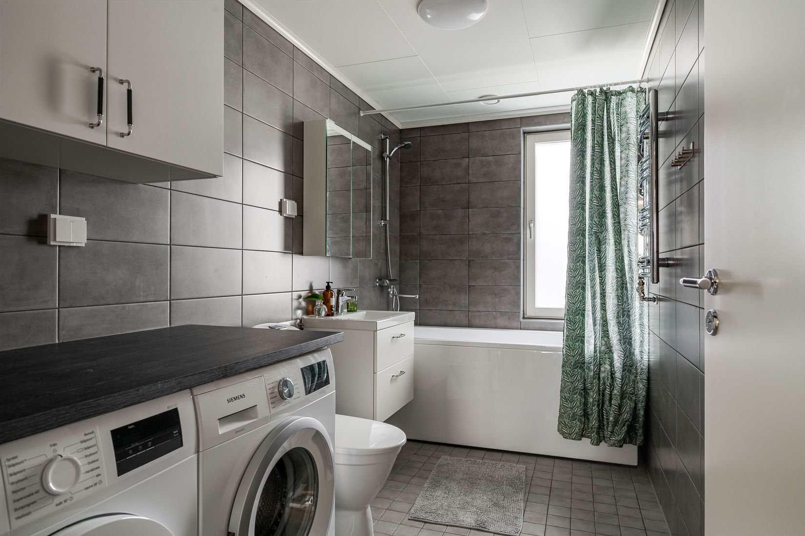 Bostadsrätt, Radhus, Jägarbacken 48A, Läggesta, Strängnäs