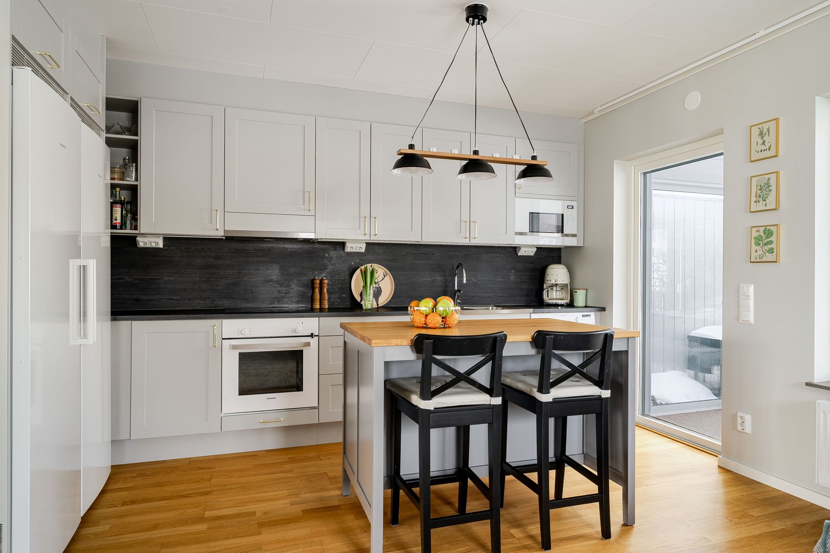 Bostadsrätt, Radhus, Jägarbacken 48A, Läggesta, Strängnäs