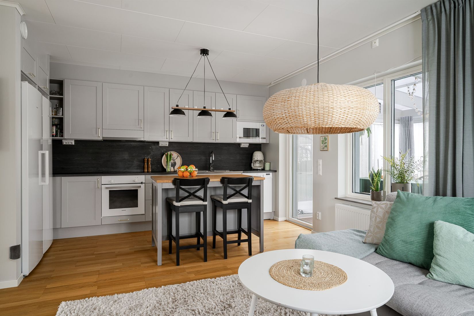 Bostadsrätt, Radhus, Jägarbacken 48A, Läggesta, Strängnäs