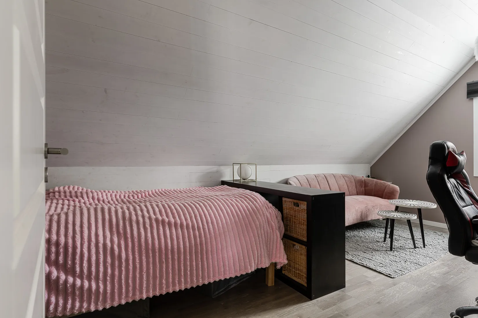 Villa, Skogsbovägen 5, Bredsand, Enköping