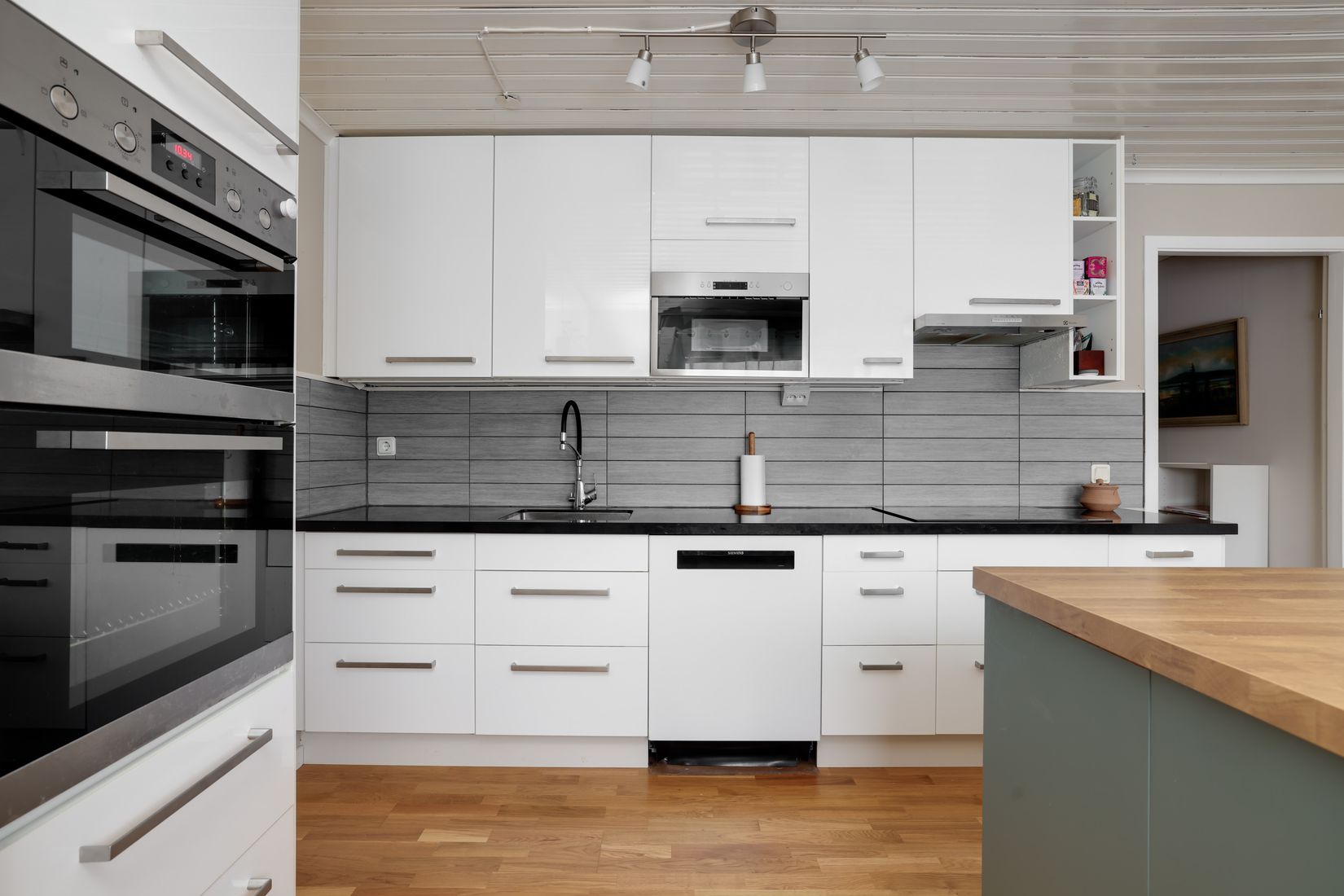 Villa, Bondgårdsgatan 15A, Kumla Centralt, Kumla