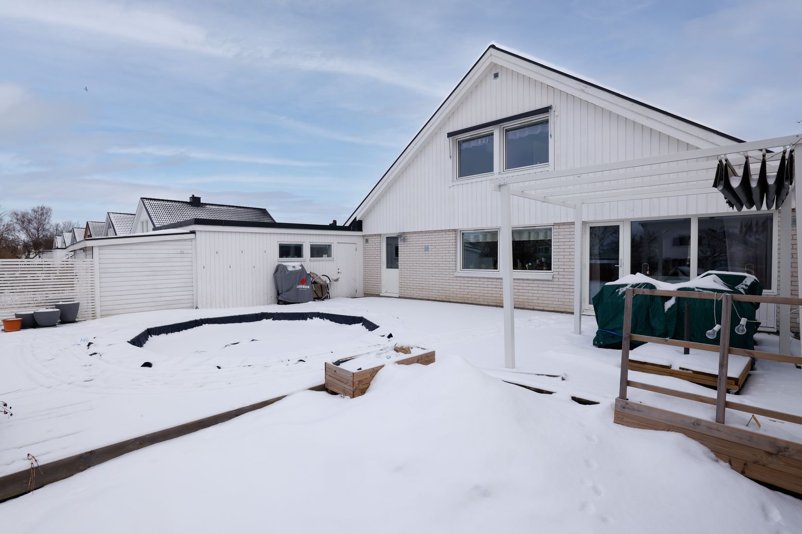 Villa, Bondgårdsgatan 15A, Kumla Centralt, Kumla