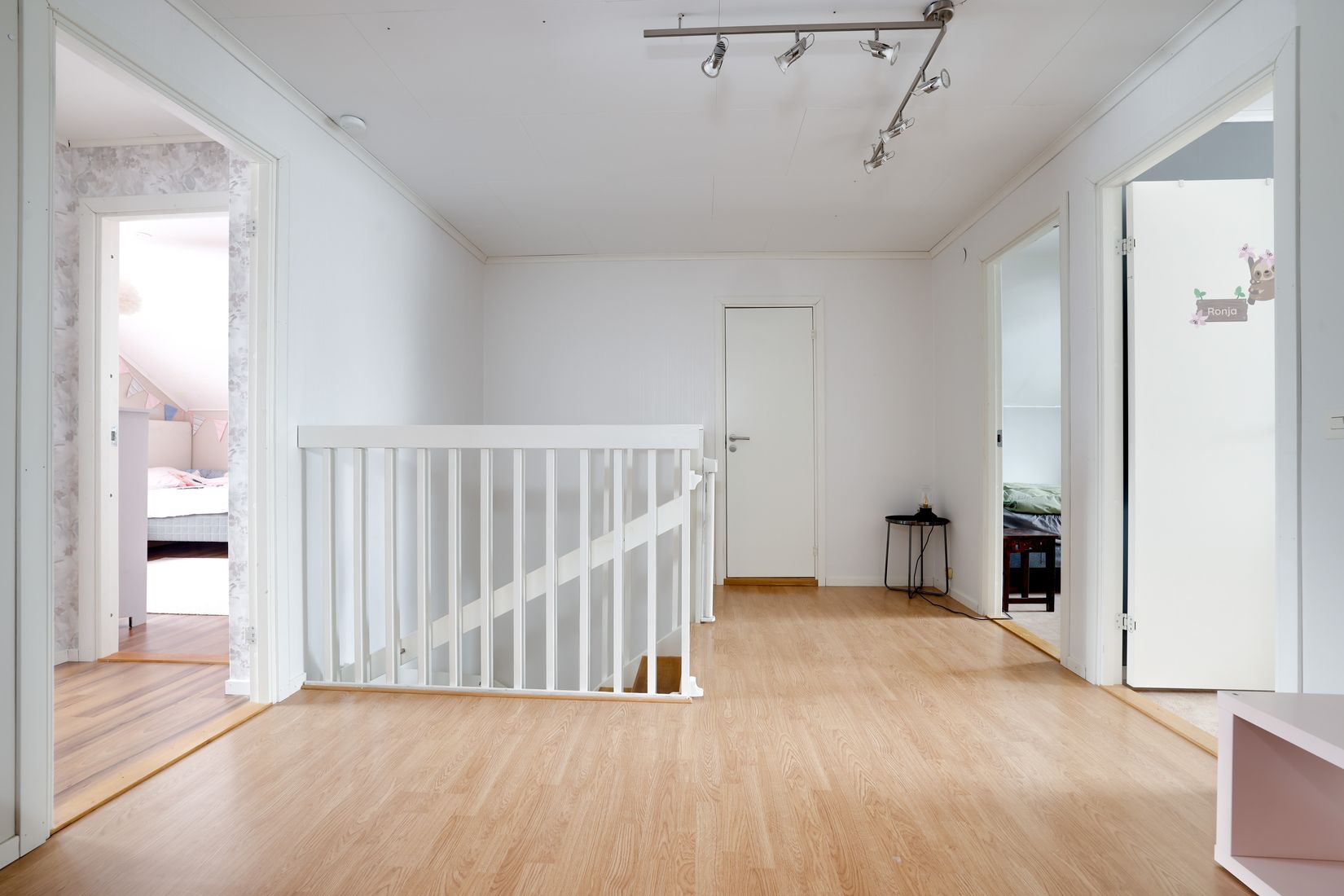 Villa, Bondgårdsgatan 15A, Kumla Centralt, Kumla