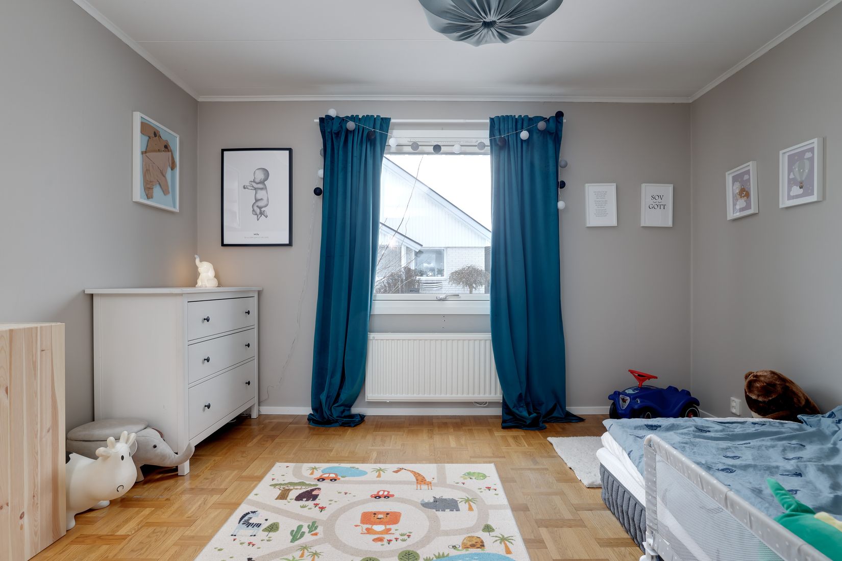 Villa, Bondgårdsgatan 15A, Kumla Centralt, Kumla