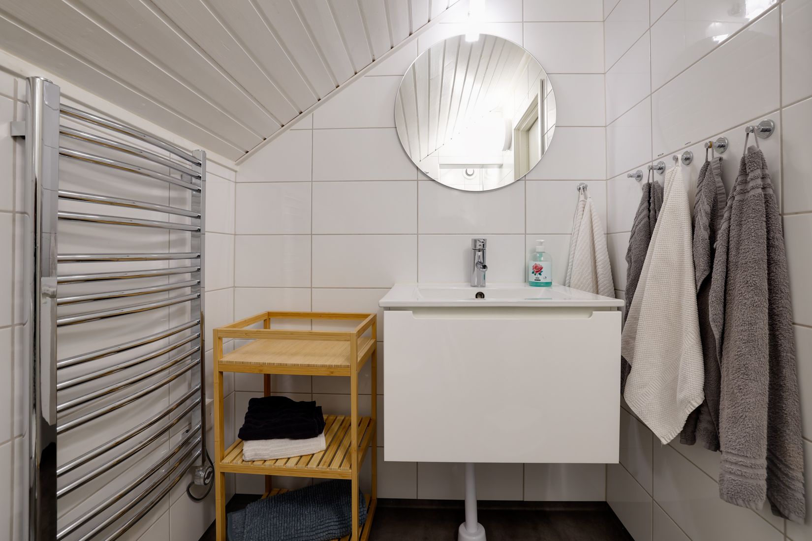 Villa, Bondgårdsgatan 15A, Kumla Centralt, Kumla