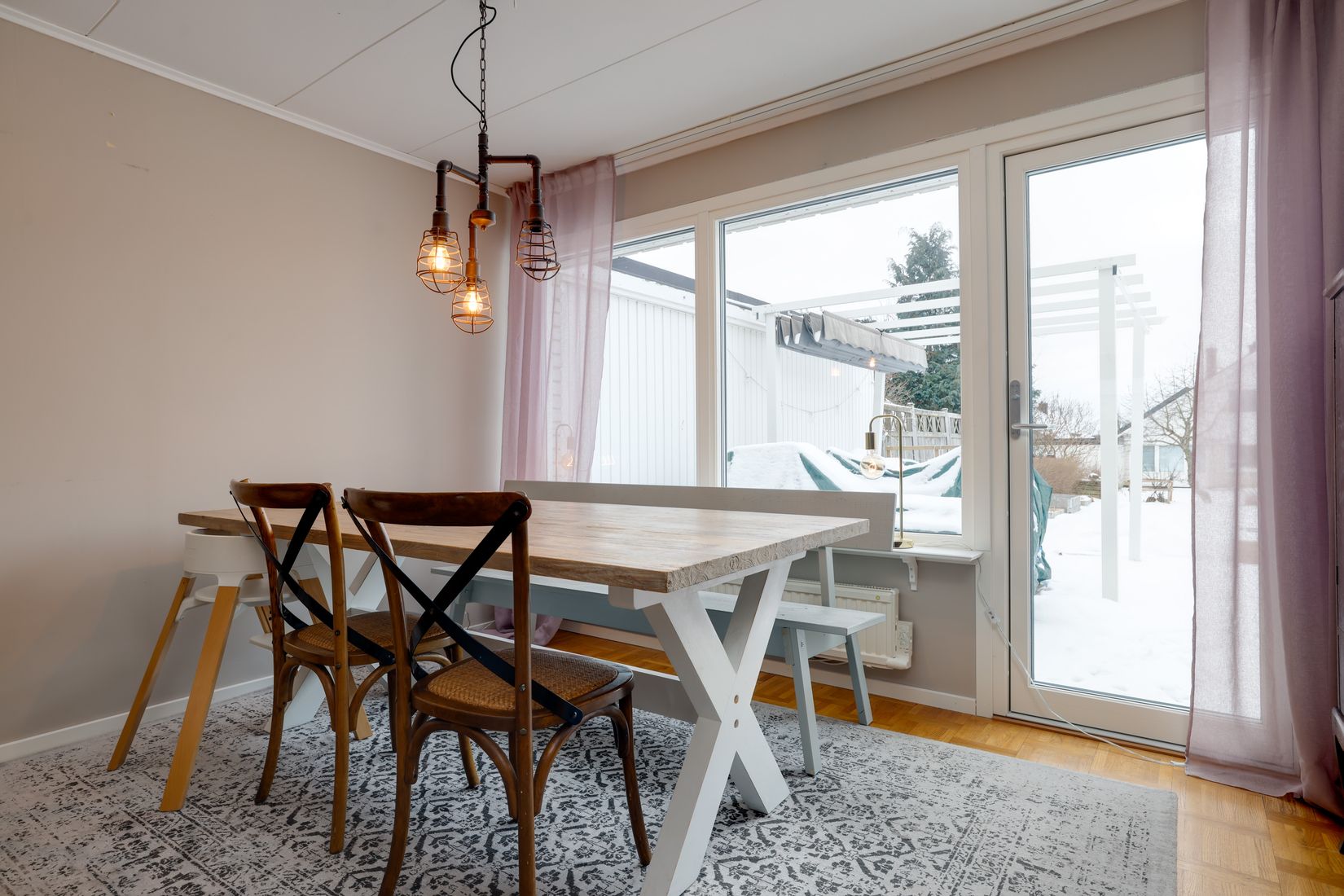 Villa, Bondgårdsgatan 15A, Kumla Centralt, Kumla