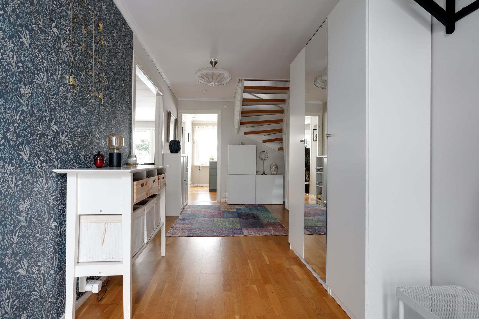 Villa, Bondgårdsgatan 15A, Kumla Centralt, Kumla