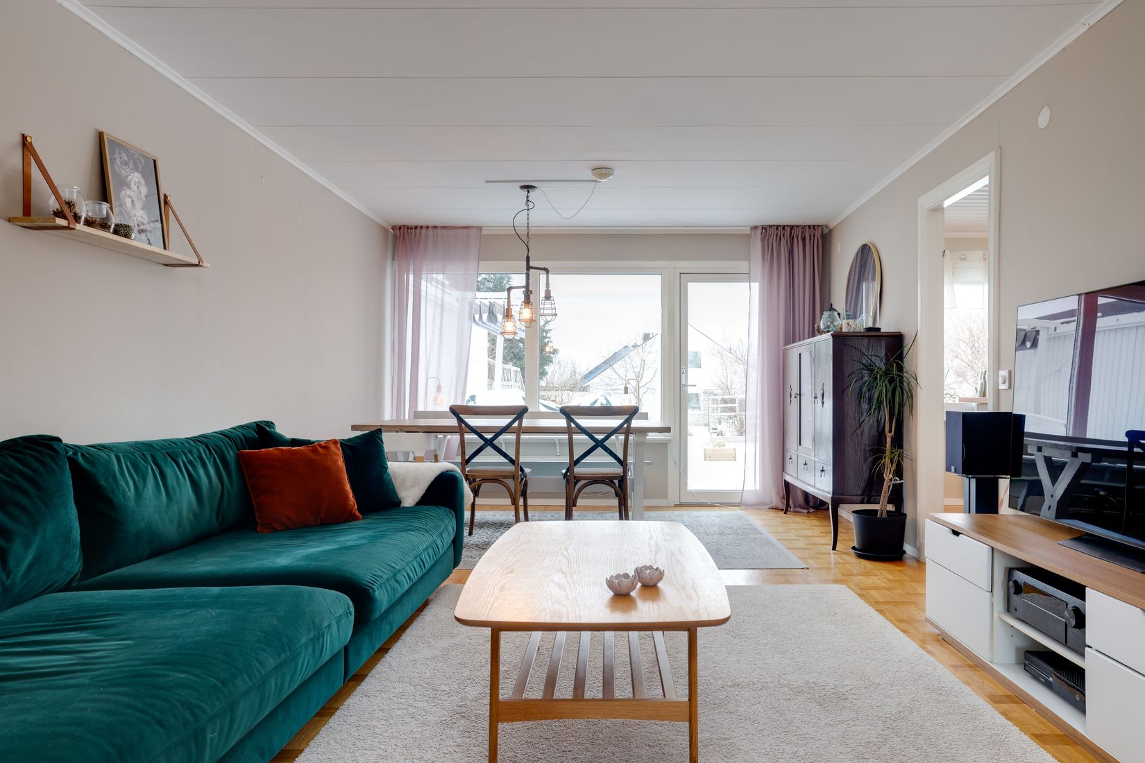 Villa, Bondgårdsgatan 15A, Kumla Centralt, Kumla