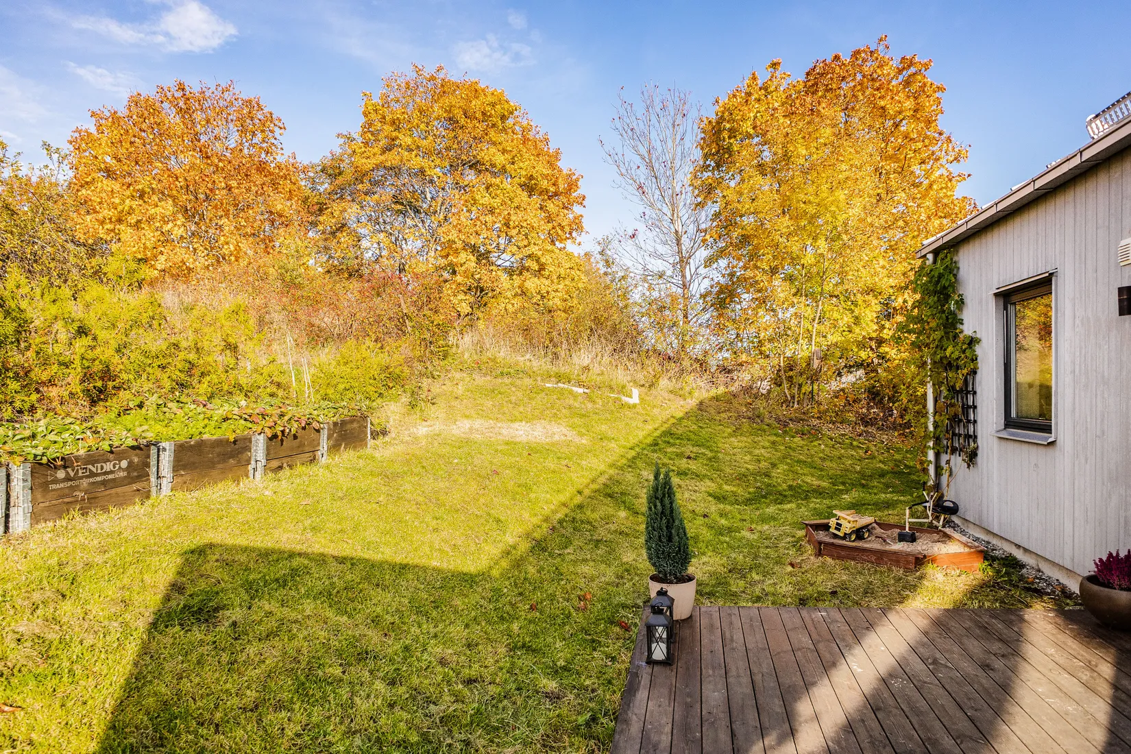 Bostadsrätt, Radhus, Mellanbyvägen 4 A, Frösundavik, Håbo